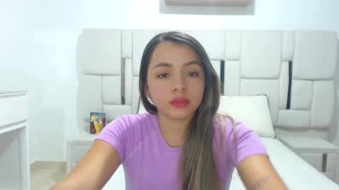 Snapshot of ammy_velez chatting on January 17, 8:55 pm ammy_velez online show from January 17, 8:55 pm