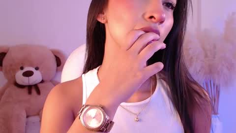 Snapshot of amonet_x chatting on October 1, 11:59 am Sophi online show from October 1, 11:59 am