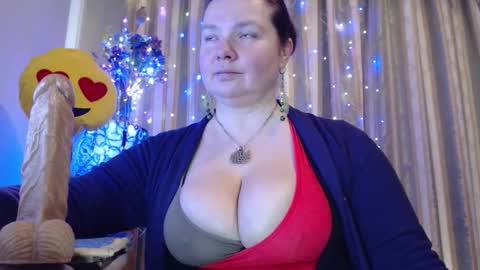 amorelara online show from March 3, 7:25 am