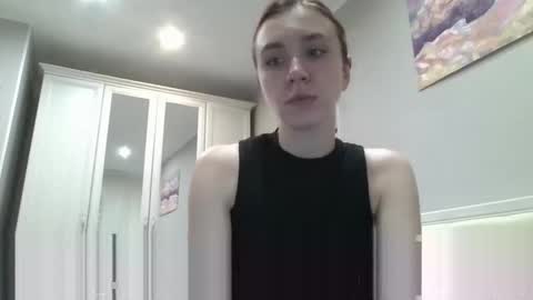 miss unforgettable online show from October 24, 1:18 pm