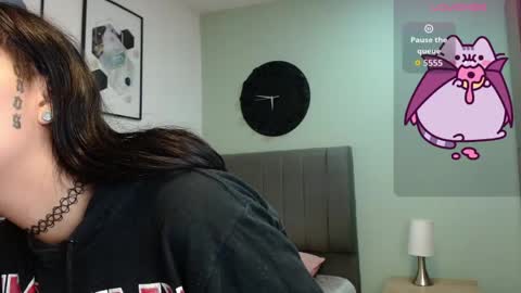 Amy 3 online show from May 29, 4:32 am
