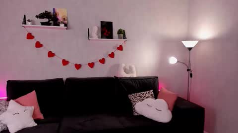 Snapshot of amy_cute_cat chatting on September 18, 9:19 am Amy online show from September 18, 9:19 am