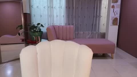 Amy online show from November 6, 8:48 pm