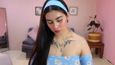 Snapshot of amy_lovelydoll chatting on September 25, 7:12 pm Amy online show from September 25, 7:12 pm
