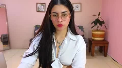 Snapshot of amy_lovelydoll chatting on October 4, 11:42 pm Amy online show from October 4, 11:42 pm