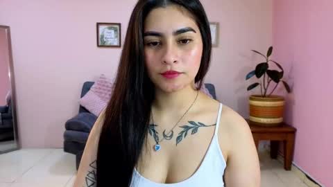 Snapshot of amy_lovelydoll chatting on September 18, 8:51 pm Amy online show from September 18, 8:51 pm