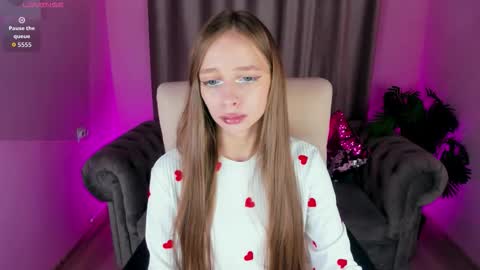 Amy online show from November 18, 6:20 pm