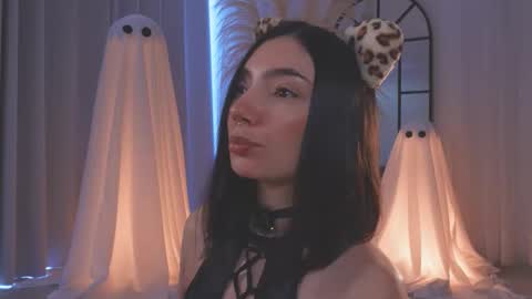 Amy Armstrong online show from October 22, 3:06 pm