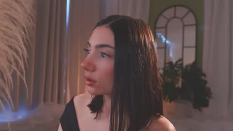 Amy Armstrong online show from November 25, 9:48 pm