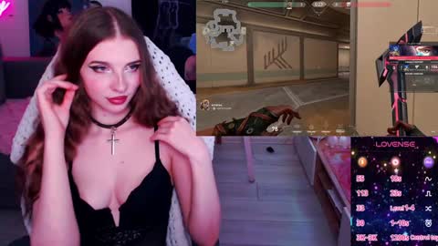 Snapshot of amyboop_ chatting on December 6, 7:11 pm Amy is here my telegram chanel - online show from December 6, 7:11 pm