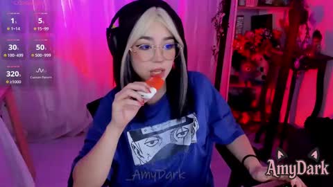 Amy online show from November 3, 5:50 pm