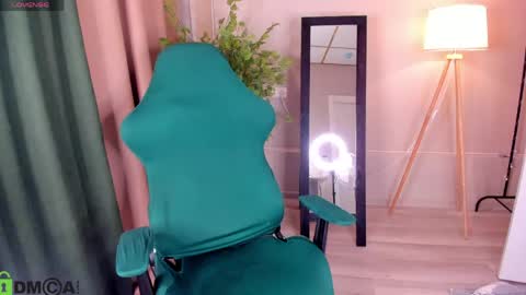 Amy online show from June 3, 5:40 pm