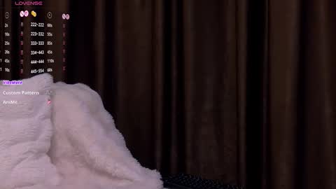 Snapshot of amyhennessy chatting on September 22, 9:19 am amyhennessy online show from September 22, 9:19 am