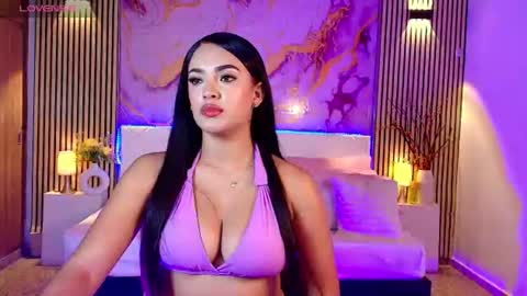 amyjohnsonn online show from July 13, 7:53 am