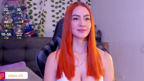 Snapshot of amypond__ chatting on December 5, 8:33 pm Amy online show from December 5, 8:33 pm