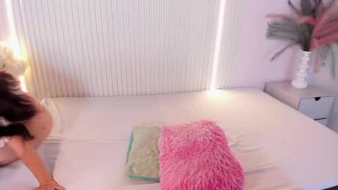 amyprice9 online show from June 6, 1:28 pm