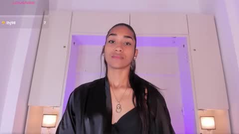 Snapshot of anaacollins_ chatting on October 11, 12:19 pm anaacollins_ online show from October 11, 12:19 pm