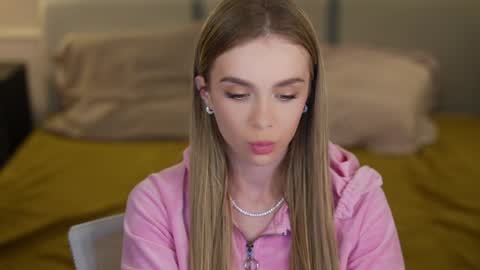 Anabel Kira Zlata Kira Elice Lana Dominika Sofy Kaila Bridget online show from September 18, 2:37 pm