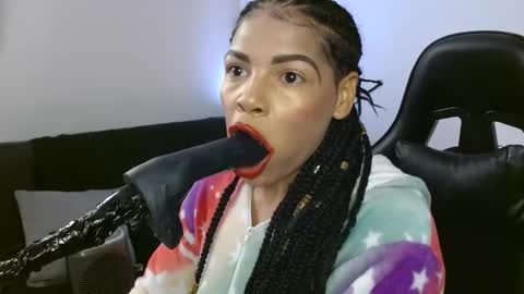 Snapshot of anabel693 chatting on January 12, 9:19 am anabel alice gandara online show from January 12, 9:19 am