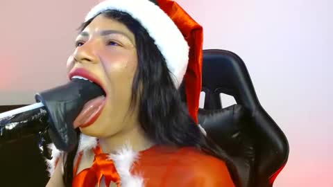 Snapshot of anabel693 chatting on December 2, 9:21 am anabel alice gandara online show from December 2, 9:21 am