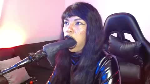 Snapshot of anabel693 chatting on December 7, 7:16 am anabel alice gandara online show from December 7, 7:16 am