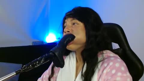Snapshot of anabel693 chatting on February 4, 8:02 am anabel alice gandara online show from February 4, 8:02 am