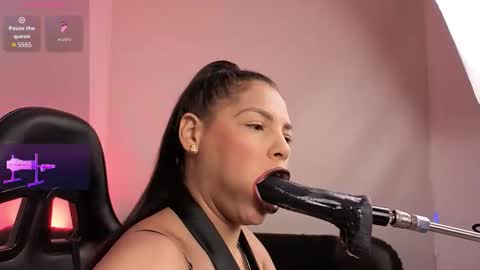 Snapshot of anabel693 chatting on October 12, 10:28 am anabel alice gandara online show from October 12, 10:28 am
