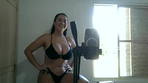 anabelenogueira1 online show from July 20, 1:24 pm