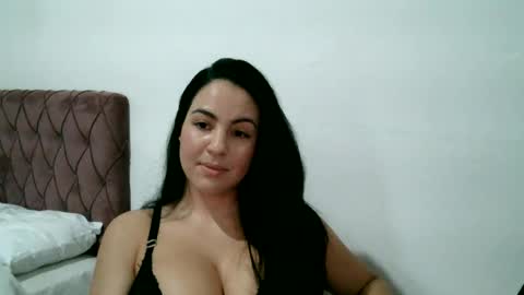 anabelenogueira1 online show from June 24, 6:07 pm