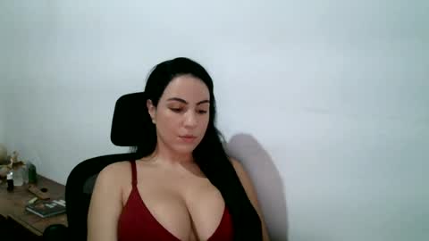 anabelenogueira1 online show from July 26, 10:50 pm