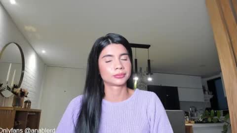 Snapshot of anablerd chatting on February 10, 10:51 pm Ana -- Check and subscribe online show from February 10, 10:51 pm