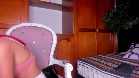 Anahi online show from July 2, 3:17 am