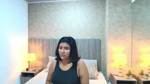 Anais online show from May 31, 11:27 am