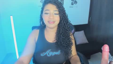 Snapshot of anakiss1 chatting on March 7, 3:08 am help me to get 100 thumps up online show from March 7, 3:08 am