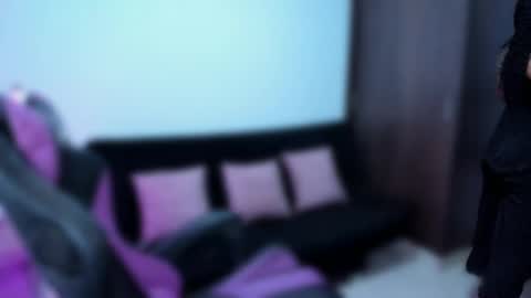 Snapshot of anakiss1 chatting on January 6, 10:26 pm help me to get 100 thumps up online show from January 6, 10:26 pm