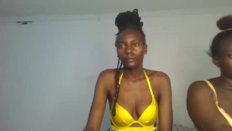 Snapshot of analeia_ chatting on February 4, 3:00 am Analeia online show from February 4, 3:00 am