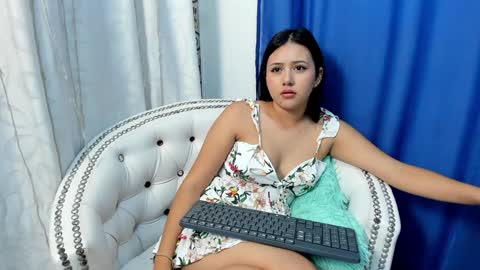 Snapshot of analia18_ chatting on January 9, 12:30 pm analia18 online show from January 9, 12:30 pm