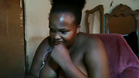 Snapshot of analslut1987 chatting on February 25, 2:15 pm analslut1987 online show from February 25, 2:15 pm