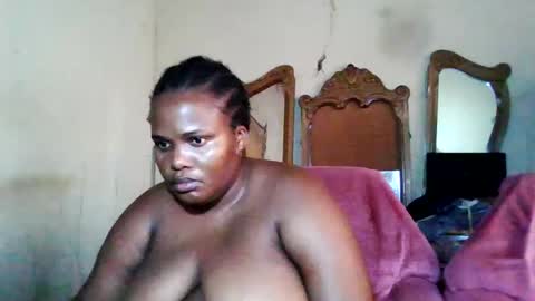 Snapshot of analslut1987 chatting on February 17, 3:11 pm analslut1987 online show from February 17, 3:11 pm