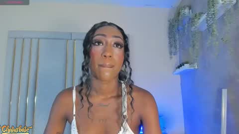 anamonroee online show from November 22, 8:00 pm