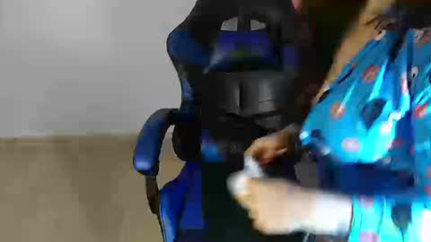 ana 3 online show from March 19, 1:54 am