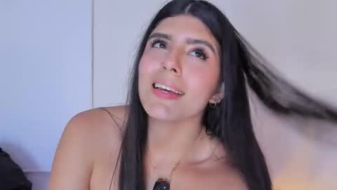 Anastacia online show from November 21, 10:39 am