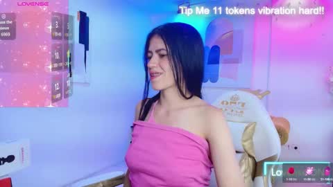 Snapshot of anastasiia_rouse chatting on October 2, 4:06 am Anastasia online show from October 2, 4:06 am