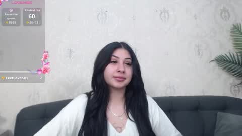 Snapshot of anaysdivine chatting on October 3, 4:39 am Anays online show from October 3, 4:39 am