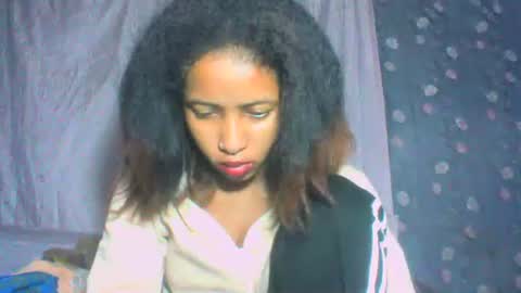 andre415913 online show from May 2, 3:10 am