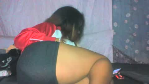 andre415913 online show from May 4, 5:22 am