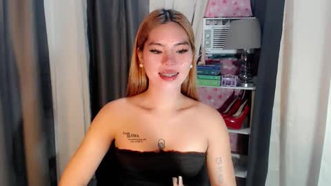 andrea06121998 online show from February 27, 2:50 pm