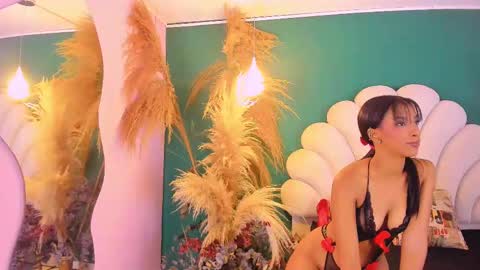 Snapshot of aneesaval chatting on March 1, 12:23 pm ANEE SAVAL online show from March 1, 12:23 pm