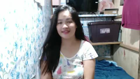 Snapshot of angel_0707 chatting on January 28, 5:00 am Angel online show from January 28, 5:00 am