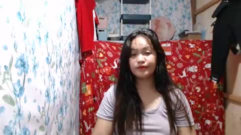 Snapshot of angel_0707 chatting on February 20, 3:34 am Angel online show from February 20, 3:34 am